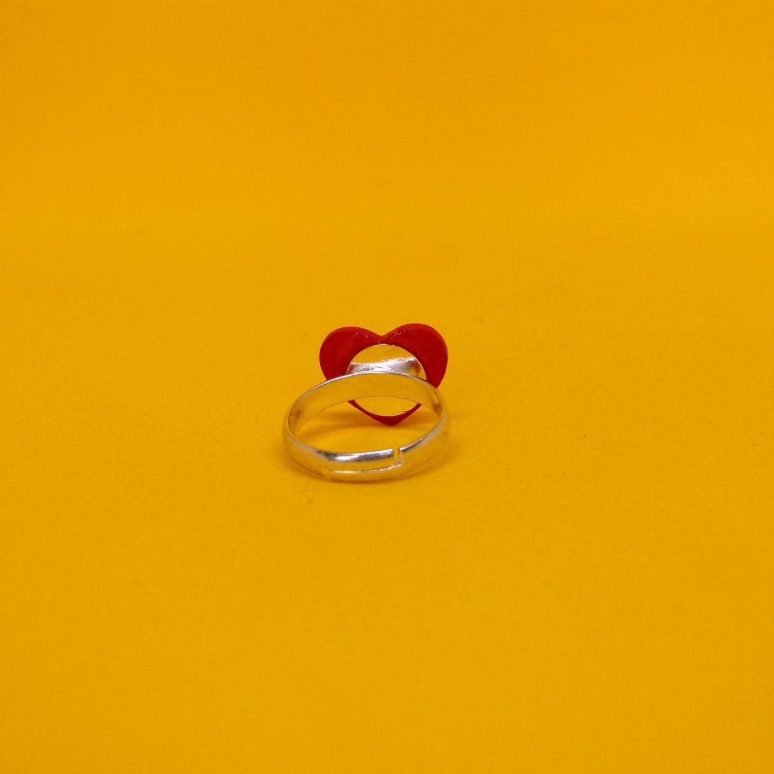 bague coeur rouge 4 scaled e1695904586523
